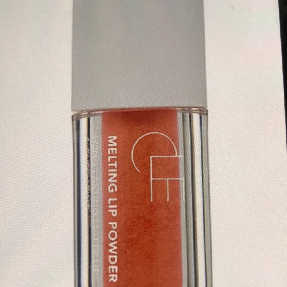 CLE melting lip powder blushing peach